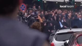 Фенове на Рома пребили левскар (ВИДЕО)