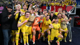 Норвежци разплакаха 