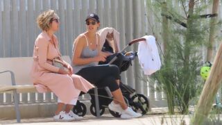 Ана Иванович (в развод) се върна при майка си 