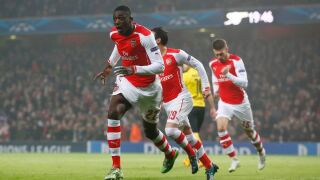 Бивш ас на Арсенал работи в Амазон(ка)