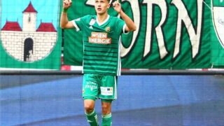 Динамо иска футболист, вандалствал в джамия (ВИДЕО)