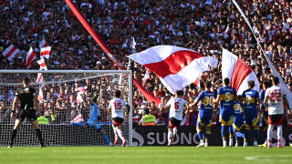 85 018 по трибуните за победата на Ривър над Бока