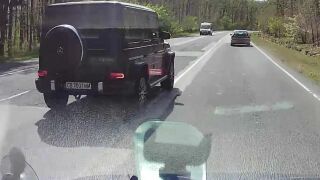 Снимаха джипа на Наско Сираков в опасно нарушение (ВИДЕО)