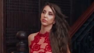 „Вие откъснахте крилата на Стоян!“ Подкрепяте ли Доника? (АНКЕТА)