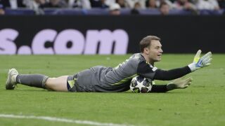 Планира ли Нойер изобщо да се пенсионира?