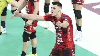 Алекс Николов блести при страхотен обрат на Лубе (ВИДЕО)