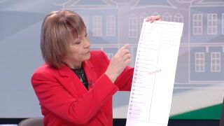 Снимка: Какво трябва да знаем за изборите на 19 април?: Росица Матева представи новите елементи в процеса