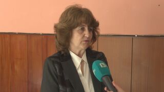 Снимка: При пролетно почистване откриха граната в кабинет в гимназия в Добрич