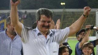 Сектор Б към Батков: Плаши ни с Пеевски? Ти не ставаш, бре, Тодоре! Доказваш го всеки ден и час