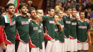 България стартира със загуба евроквалификациите