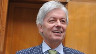 Пребиха Валентин Михов в София