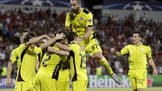 Приличащият на английски гранд Скендербеу се отдалечи от Шампионска лига след загуба от Динамо (ВИДЕО)