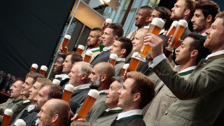 Байерн бие в Гърция на старта на Шампионска лига (ВИДЕО)