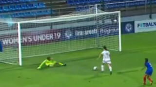 Фернандо Торес на женския футбол (ВИДЕО)