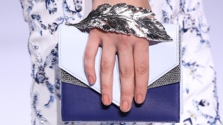 Чантите, които ще носим, според показаното на Couture Fall/Winter 2016