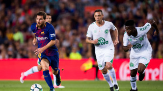 Меси изпревари по голове Стоичков в емоционален мач срещу 