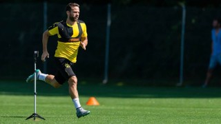 Жилетката, която променя футбола (ВИДЕО)