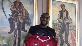 ЦСКА привлече камерунски национал (ВИДЕО)