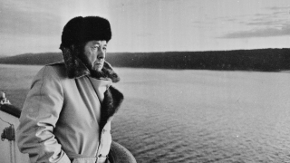 Александър Солженицин ~ Човек е щастлив, стига да избере да бъде щастлив. Тогава никой не може да го спре
