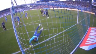 Вратар с изумително спасяване срещу 