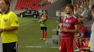 Футболист закъсня за мач заради... сватбена халка (ВИДЕО)