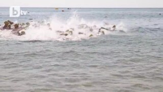 138 плувци се впуснаха в първия маратон 