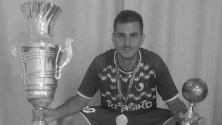 28-годишен футболист от Трета лига почина в съня си 