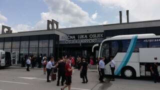 Хърватски фенове с провокация към български журналисти