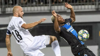 И след VAR: Спорна дузпа даде аванс на 