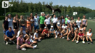 Моци подари златния си медал на болни от диабет деца (ВИДЕО)