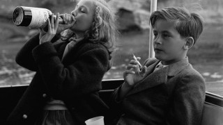 Снимка от 1955 г. днес повдига повече въпроси, отколкото да дава отговори