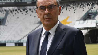 Пушенето на Сари подразни 