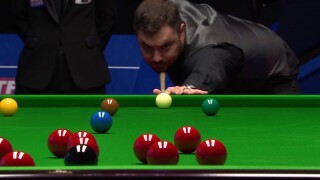 Снукър играч показа среден пръст на бялата топка (ВИДЕО)