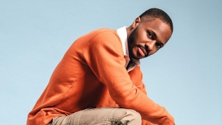 Стърлинг разпродаде колекцията си обувки за 8 минути