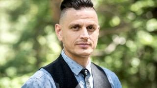 Балкански шампион по илюзионно изкуство влиза във "Фермата": Обичам реакцията на публиката, защото гали егото ми