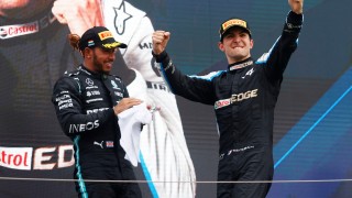 Изненадващ победител в Унгария и първо място за Люис Хамилтън при пилотите