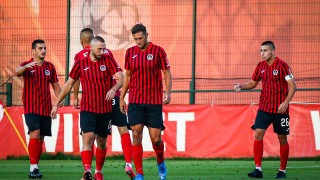 Ранен гол донесе първа победа на 