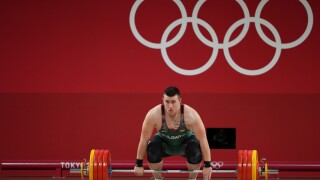 Федерацията по вдигане на тежести: Съдиите в Токио нарушиха основни принципи на спорта