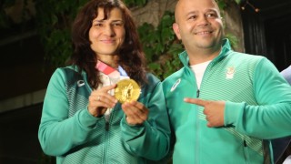 Стойка Кръстева: Аз съм щастлива, горда и най-вече българка (ВИДЕО)