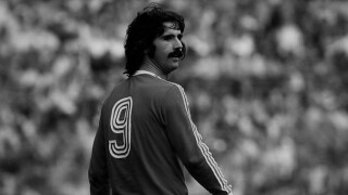 Почина Герд Мюлер