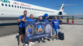 70 привърженици заминаха с 