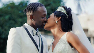 Куриоз: Футболист изпусна сватбата си, брат му го смени пред олтара