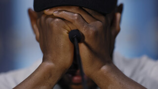 Антъни Джошуа се затвори за 4 дни в тъмна стая