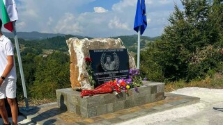 Откриха паметник на Величко Чолаков