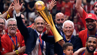 Джорджо Армани подписа с най-скъпия баскетболист в Европа