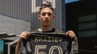 Филип Кръстев ще играе с №50 срещу Меси (СНИМКИ)