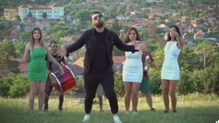 Чалга кавър на "Моя страна, моя България" взриви мрежата (ВИДЕО)