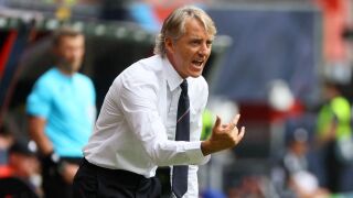 Изкушиха и него: Саудитска Арабия позлатява Манчини