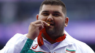 Шеста световна титла за Ружди Ружди! (ВИДЕО)