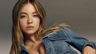 Футболисти тормозят холивудската дива, чийто сексапил всички обсъждат